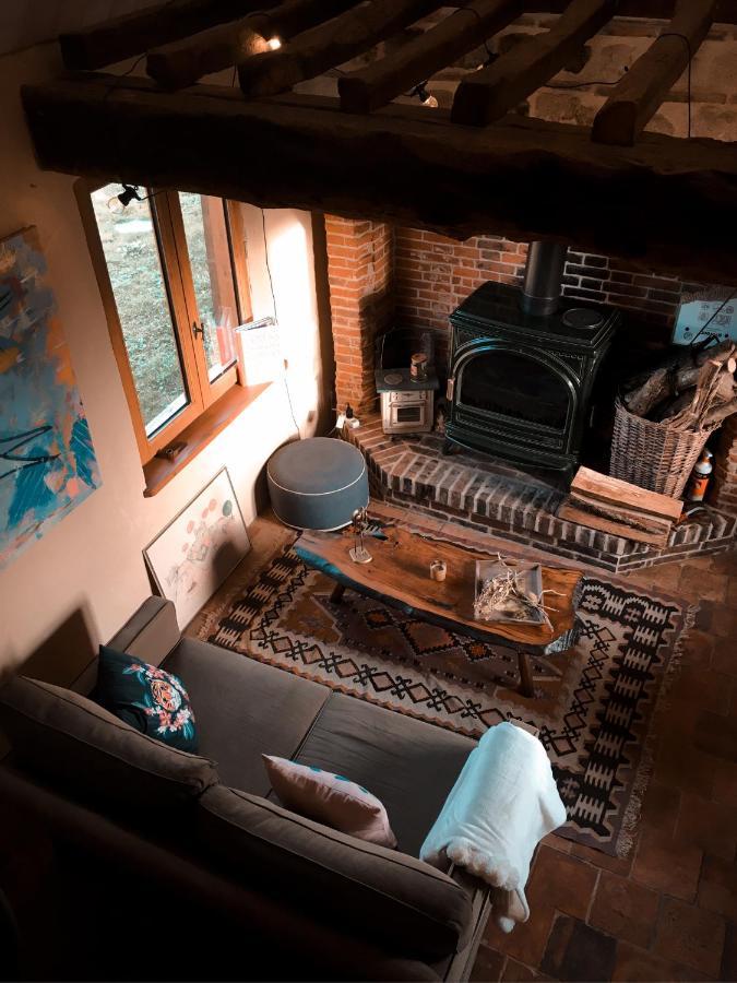 Gite Au Haras Des Arts Saint-Aubin-de-Bonneval Bagian luar foto